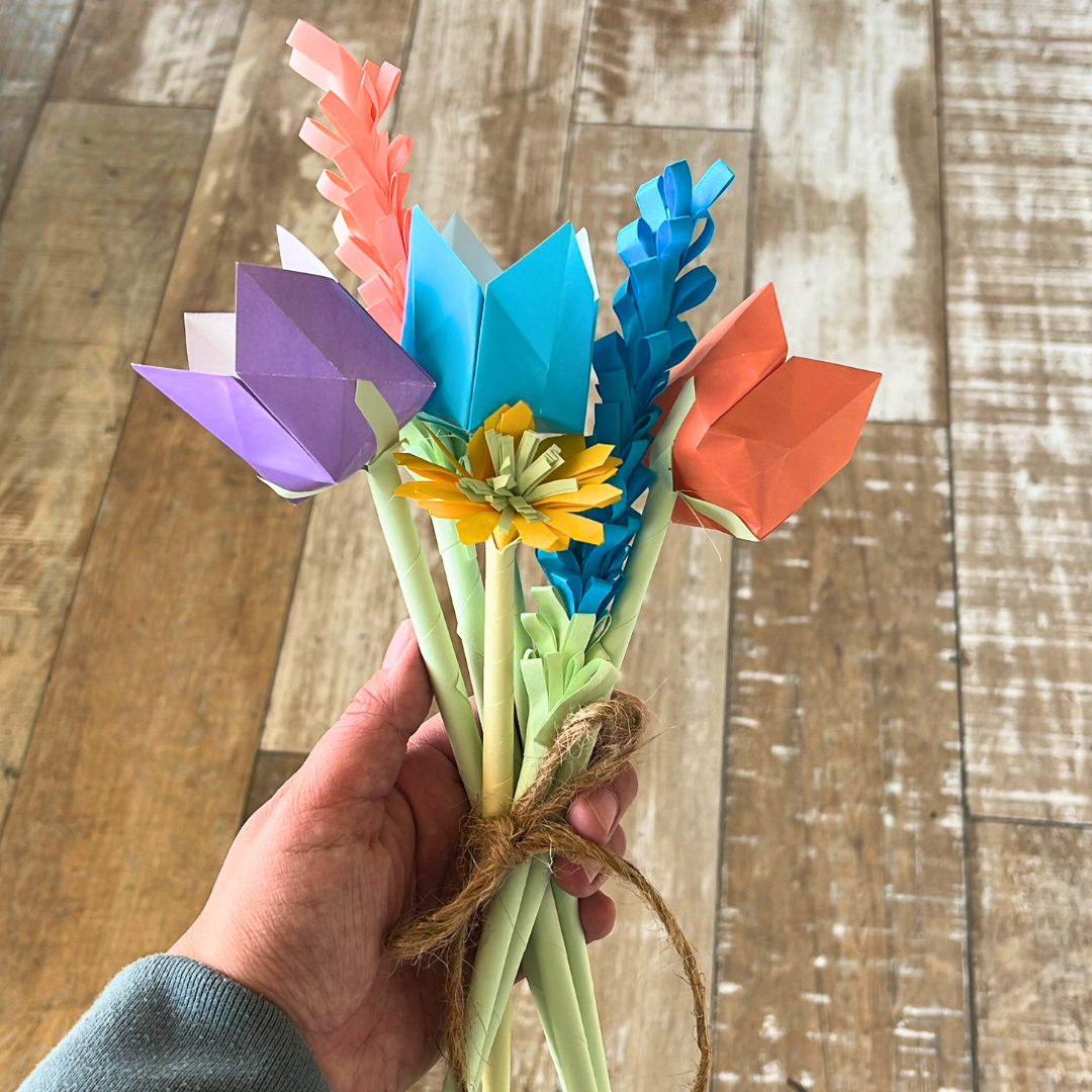 Taller a $5.000. Flores de papel