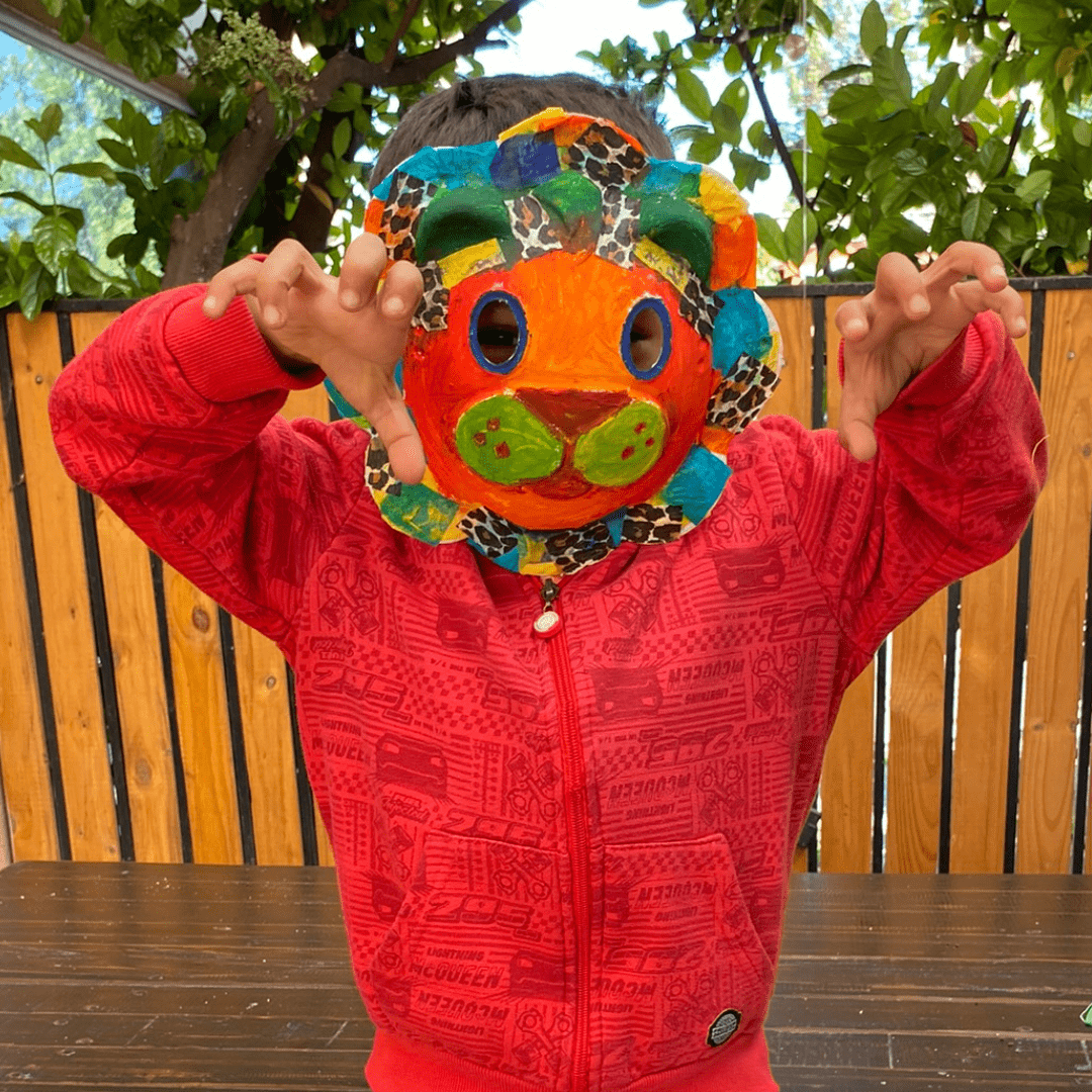 Set arma tus disfraces