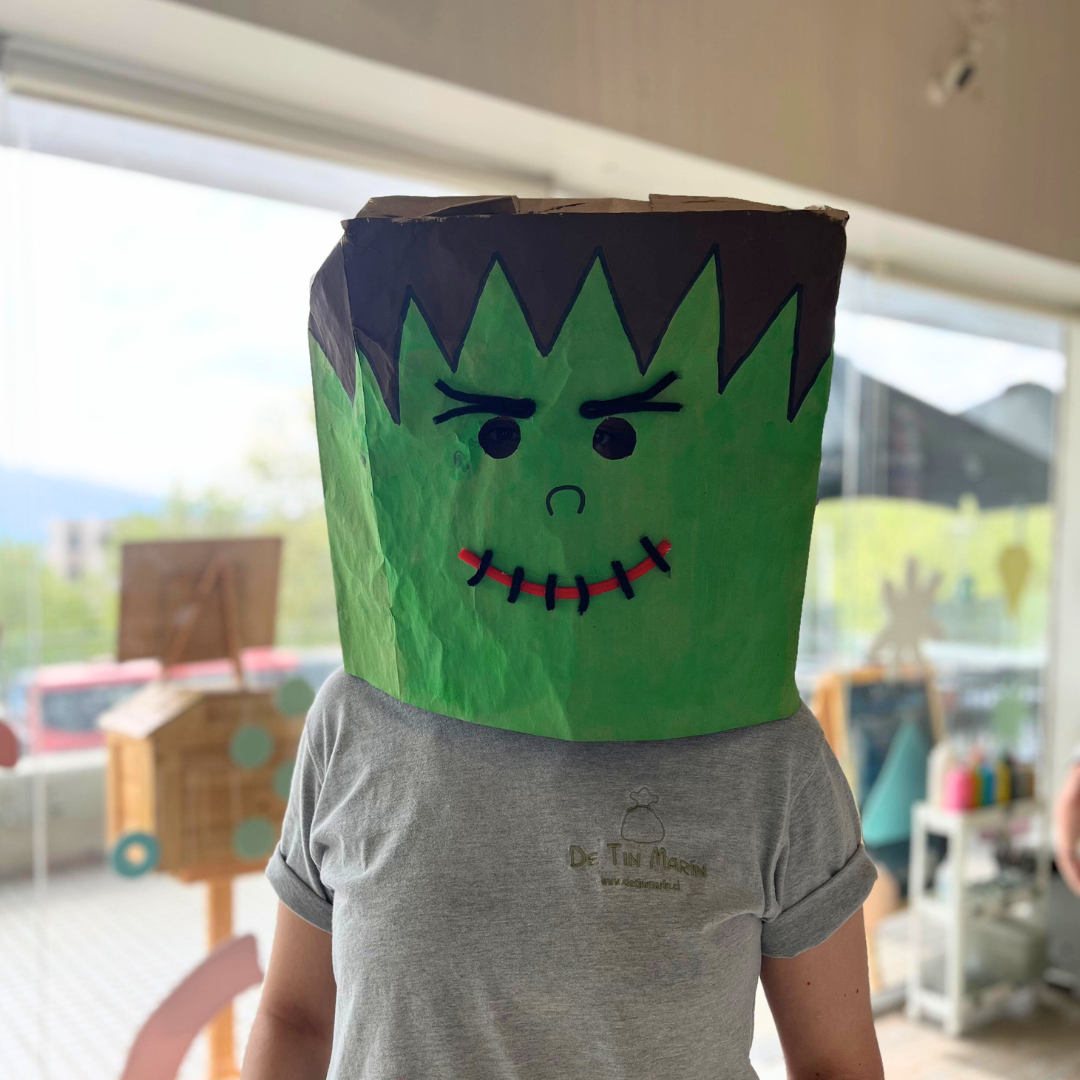 Taller a $5.000. Máscaras de Halloween