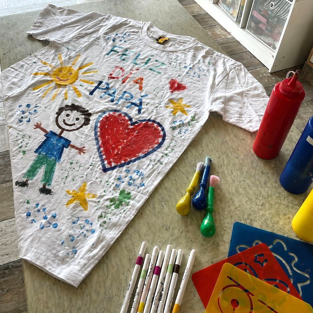 polera pintada a mano por ninos