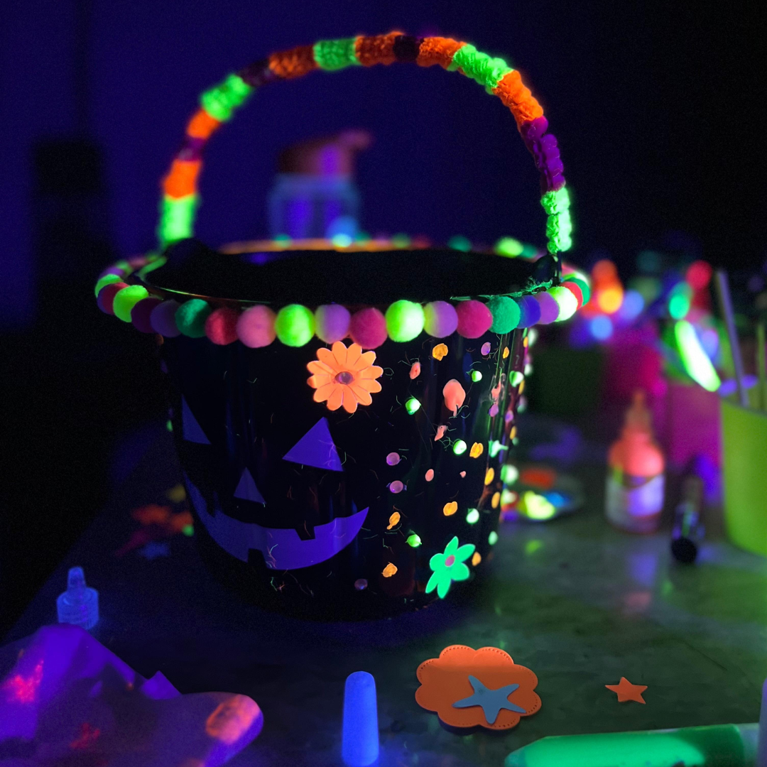 Sala Flúor Especial Halloween